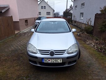 VW golf 5 1.6 FSI - 9