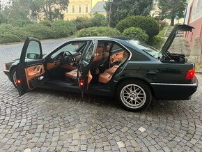 BMW rad 7 730i A/T V8 e38 - 9