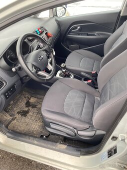 Kia Rio 1.25 2013 - 9