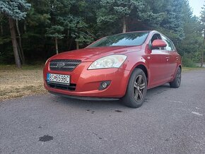 Kia Cee'd - 9