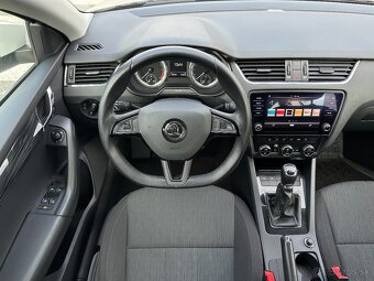 Škoda Octavia Combi Style 2.0 TDi M6, r.v.: 2020 - 9