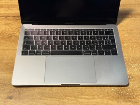 Apple MacBook Pro 13” 2016, 8GB/256GB bez touchbaru - 9