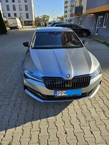 Škoda Superb 2.0 TDI SCR Sportline 4x4 DSG - 9