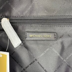 Nový dámsky ruksak Michael Kors Sheila, eco koža - 9