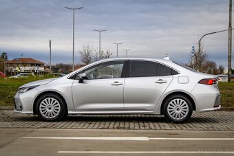 Toyota Corolla 1.5i sedan 12 000km - 9