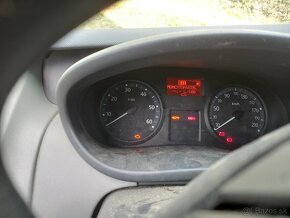 Renault Trafic 2,0 cdti - 9