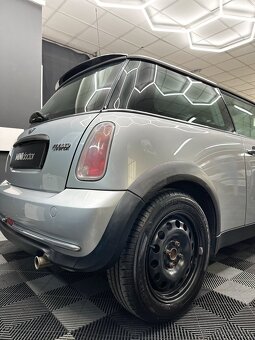 Mini Cooper 1.6 85kW facelift - 9