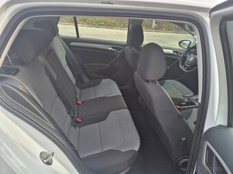 Volkswagen Golf e-Golf - 9