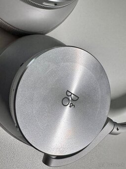 Bang & Olufsen Beoplay H95 - 9