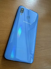 SAMSUNG GALAXY A40 4/64GB - 9