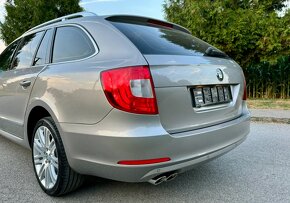 ŠKODA SUPERB 2.0 TDI DSG COMBI - 9