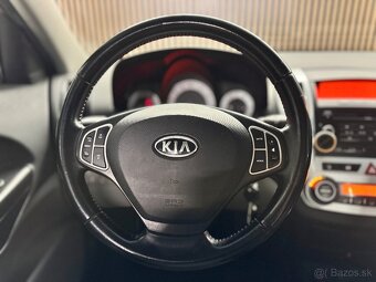 KIA Ceed 1.6 Benzín / Slovák/ Výhrevy/Nové brzdy/ Nová STK - 9