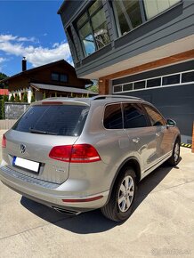 Volkswagen touareg Facelift 3.0 TDi r.v 2016 TOP STAV, CENA - 9