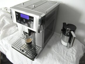 DeLonghi Primadonna ESAM 6700 - 9