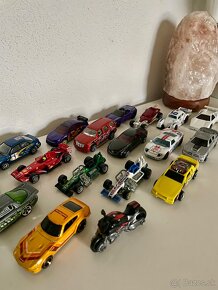 Hotwheels 2 - 9