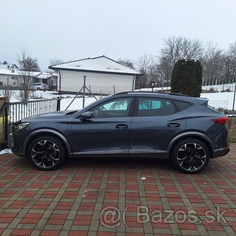 Cupra Formentor 1.4 TSI eHybrid 245k DSG Veloz Full výbava - 9