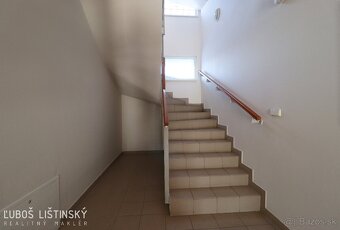 Kancelária 30m2 s umývadlom, parkovaním, Poprad - Okružná ul - 9