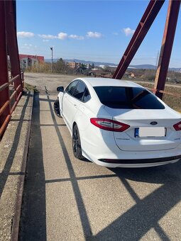 Predám Ford Mondeo Hybrid HEV - 9