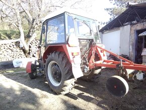 Predám traktor Zetor 5211 - 9