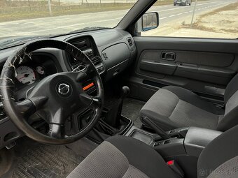 Nissan Navara 2.5Di 98kw D22 - 9