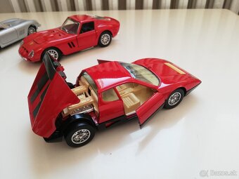 1:24 Bburago 4ks Ferrari modelov - 9