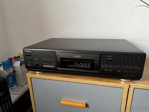 TECHNICS SU C800 TECHNICS SE A900 - 9