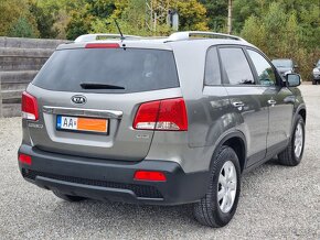 KIA SORENTO 2,2CRDi 4x4 - 9