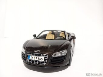 1:24 Audi R8 5.2 V10 Spyder - 9