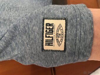 TOMMY HILFIGER originál damske tricko S/M - 9