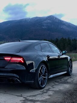 Audi RS7 Sportback 4.0 TFSI V8 Akrapović carbon keramické br - 9