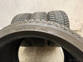 Goodyear 225/40R18 - zimne - 9