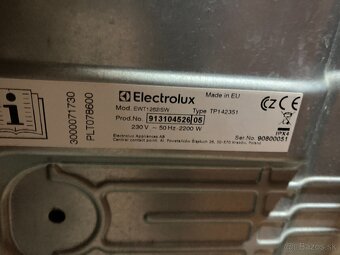 z vrchu plnená pracka  Electrolux EWT 1262ISW  (2018) - 9