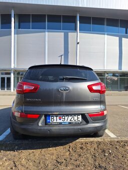 Kia Sportage CRDI ADW 4 krát 4 - 9