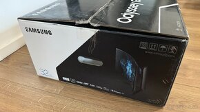 Samsung Odyssey G7 32" G-SYNC 240hz - 9