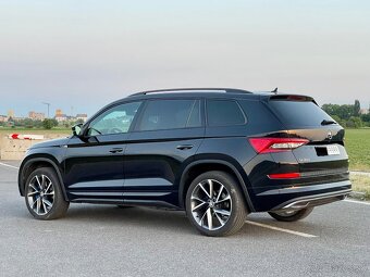 ŠKODA KODIAQ SPORTLINE DSG 140 kw 4x4 WEBASTO BLACK EDITION - 9