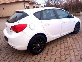 OPEL ASTRA 1.7CDTI 110K SPORTLINE 2014 - 9