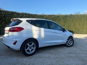 Ford Fiesta - 9