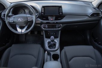 Hyundai i30 - 31600km - 9