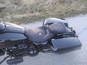 Harley Davidson Street Glide - 9