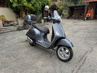 PIAGGIO VESPA GTS 125 - 9