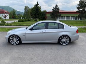 BMW 335i - 9