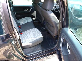 Škoda Roomster 1.4 16V Comfort - 9