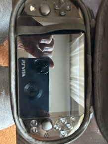 SONY PS Vita 2004 +128gb karta+ hack - 9