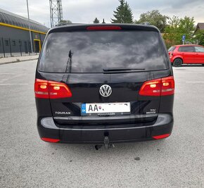 VW Touran 1.6 TDI Comfortline - 9