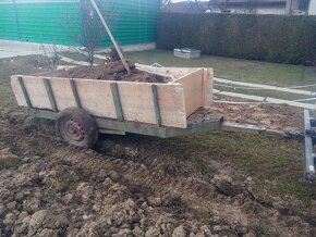 Predám traktor ZETOR stvorvalec, bez TP a ŠPZ.   Traktor poj - 9