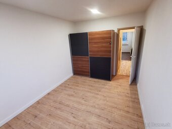 BEDES | 3izbový byt, 72m2, komplet spotrebiče, nová kuchyňa - 9