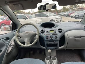 Toyota Yaris 1.0 VVT-i Terra Base - 9