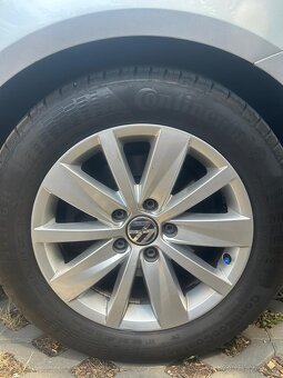 VOLKSWAGEN PASSAT B7 1.6TDI - 9