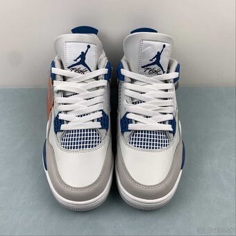 NIKE AIR JORDAN 4 MILITARY BLUE - 9