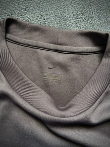 Funkčne tričko Nike s dlhým rukavom M - 9